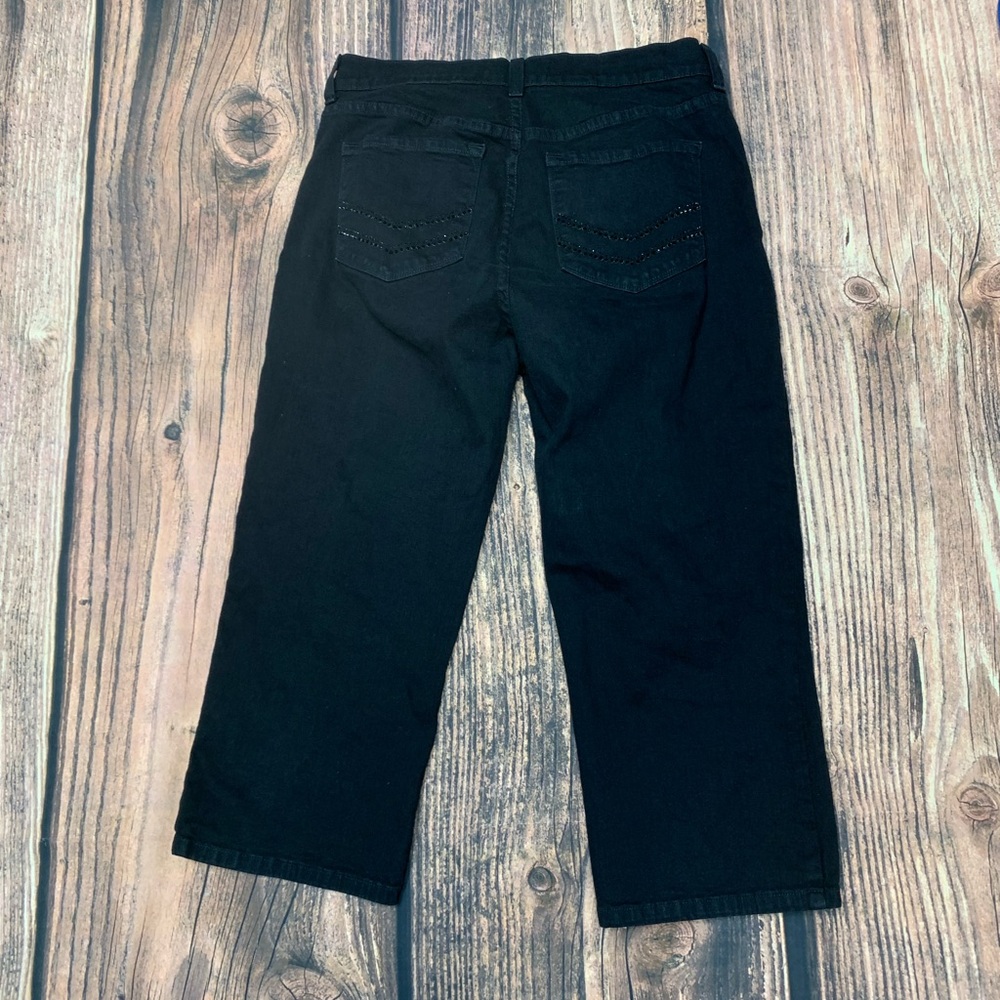 Not Your Daughters Jeans women’s black capri pant bling rhinestone back pockets